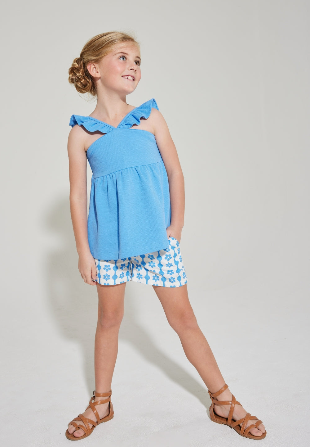 tween girls blue pique top with ruffled sleeves