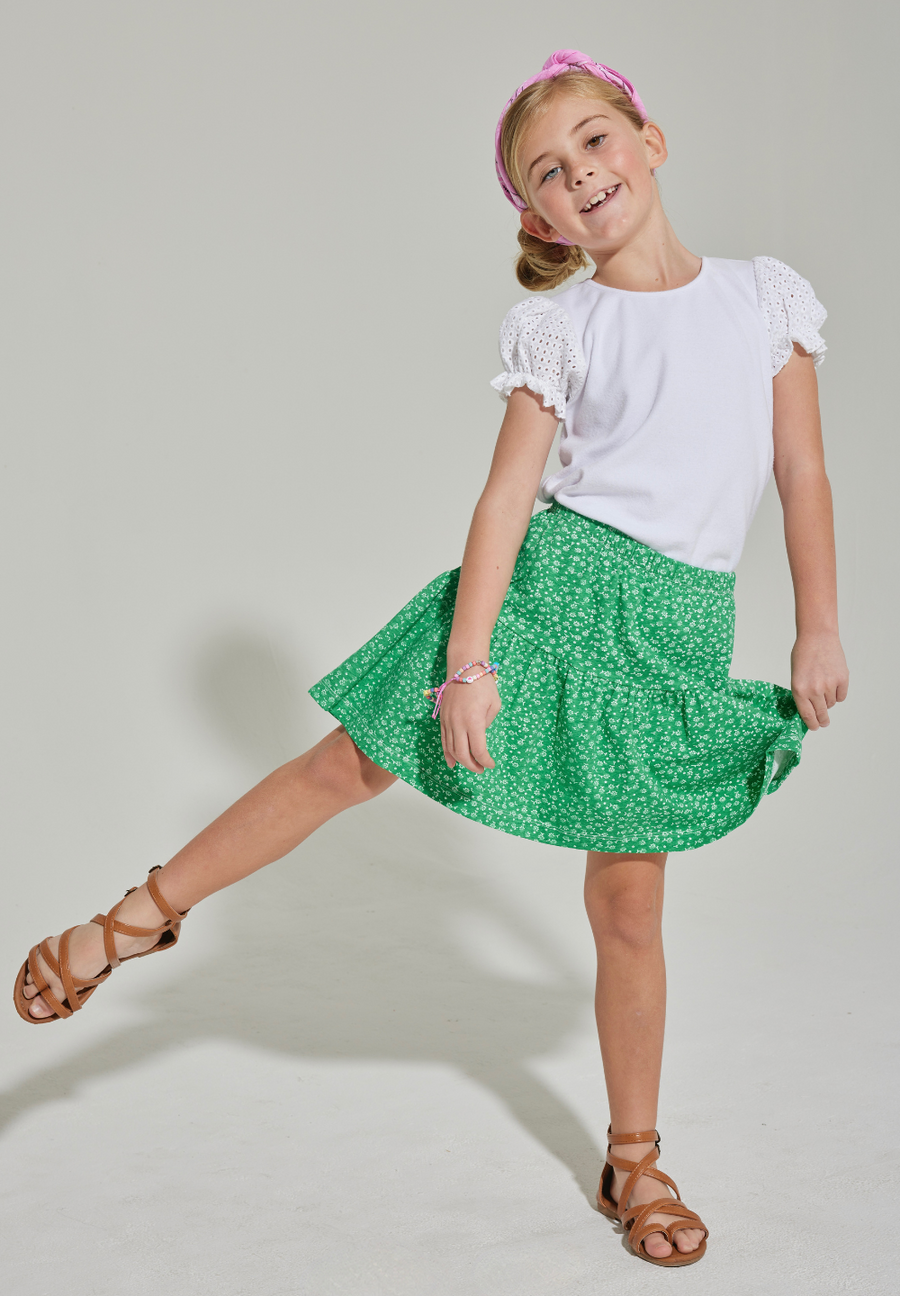 tween girls kelly green and white floral pattern tiered skirt