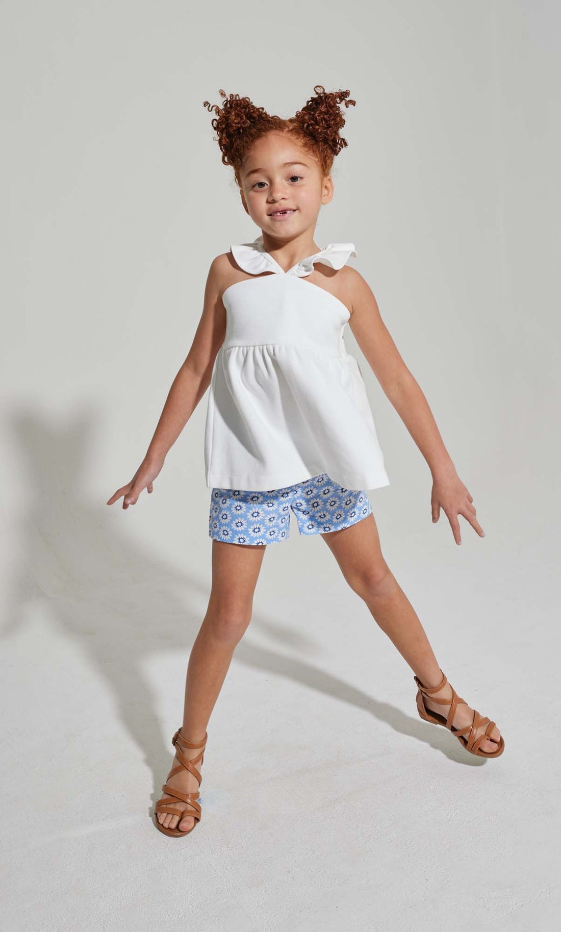 tween girls white pique top with ruffled sleeves